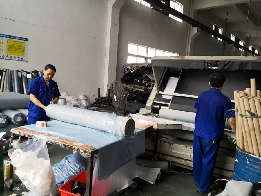 皮革車間廢氣異味用什么設(shè)備處理？